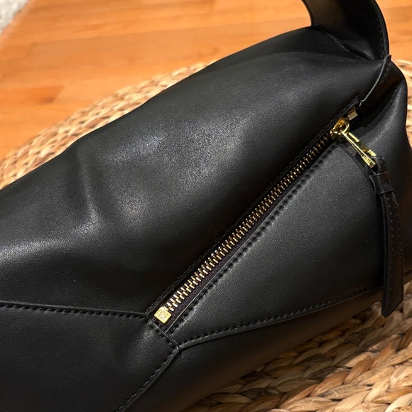 Loewe style Black Shoulder Puzzle Bag - Picture 7 of 17